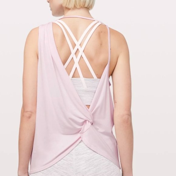 GIFT - Lululemon DARE TO DROP Tank Top Size 2 Runs large Pink Glow Color - Picture 1 of 1